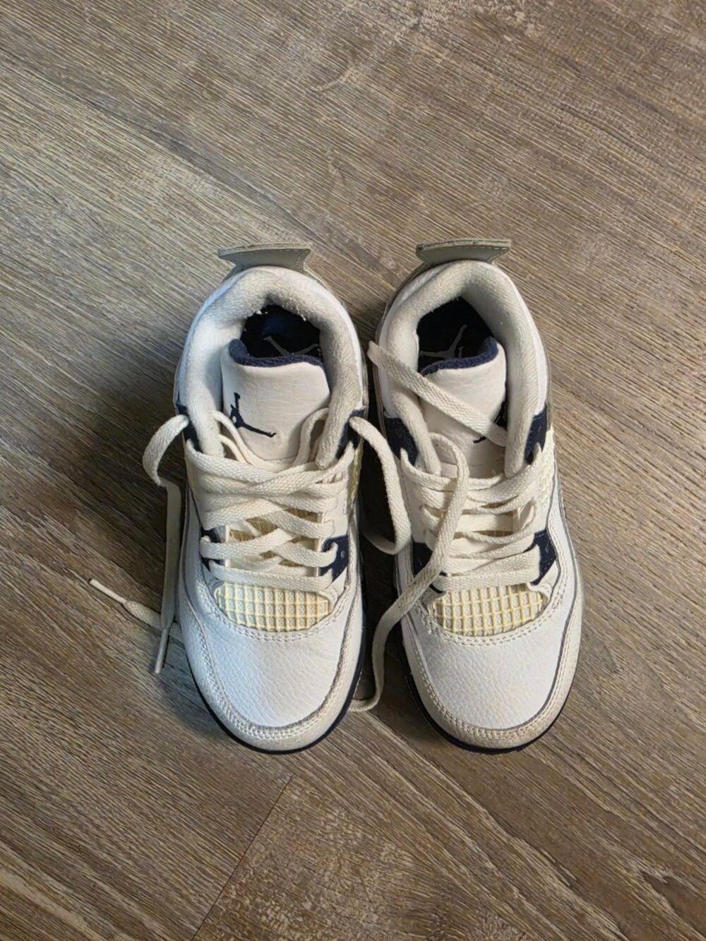 Nike Air Jordan 4 Retro PS Kids Size 12C Pre-Owned
